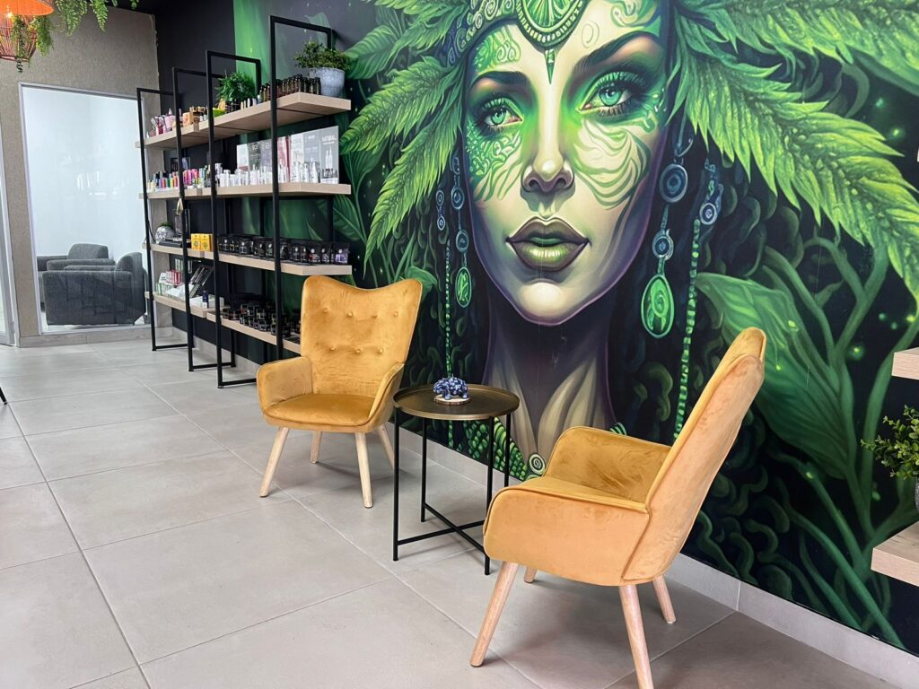 PotAround Store Interior