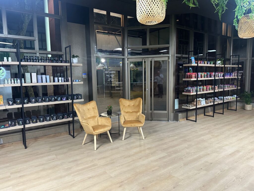 PotAround Store